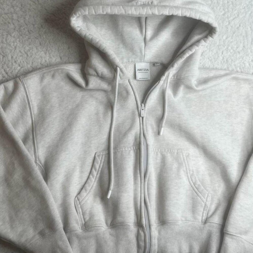 SOLD Aritzia Zip Up